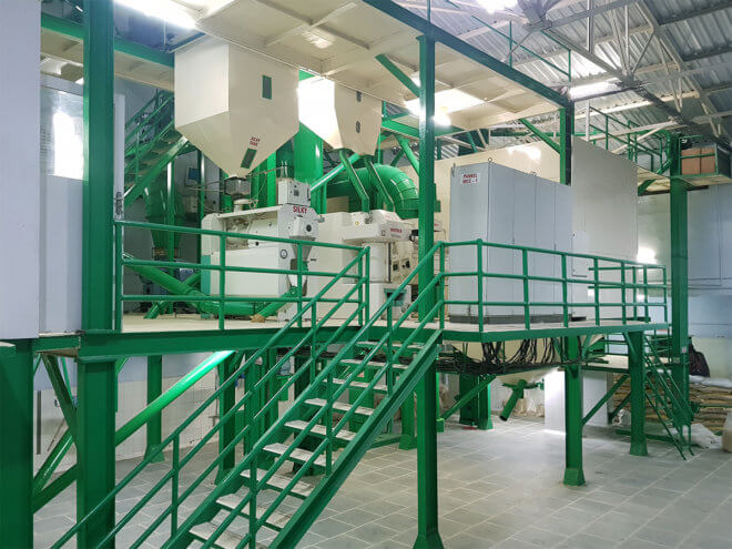 Rice Sortex machine to separate different granular size of rice grains